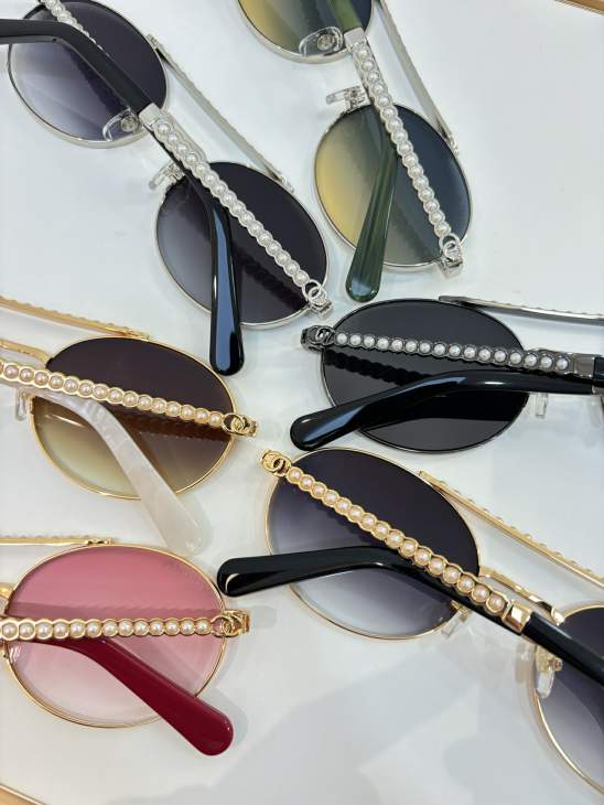 Picture of Chanel Sunglasses _SKUfw80881978fw